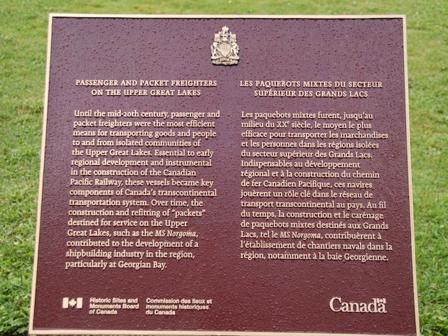 Plaque Photo