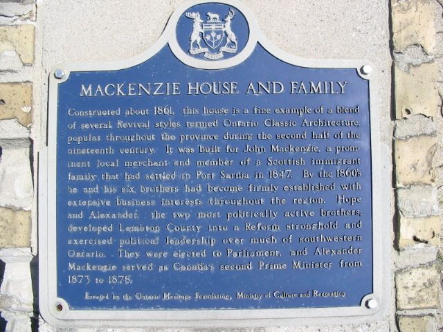 Plaque Photo