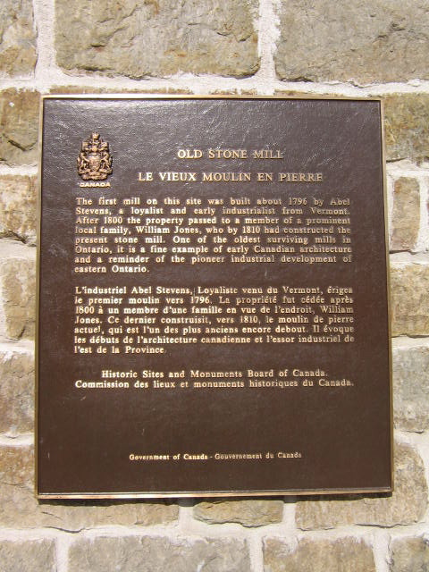 Plaque Photo