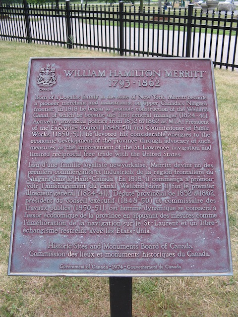 Plaque Photo