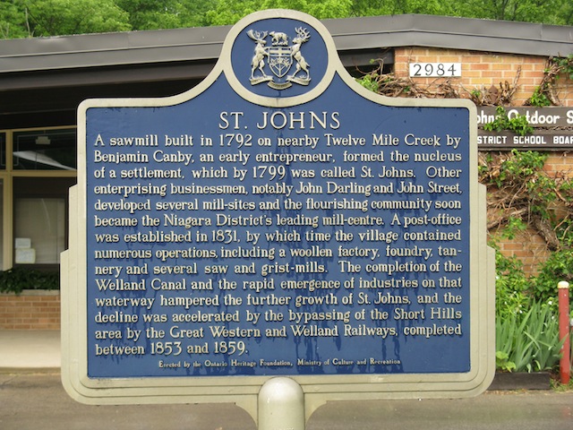 Plaque Photo