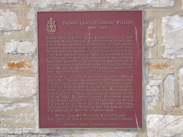 Plaque Photo