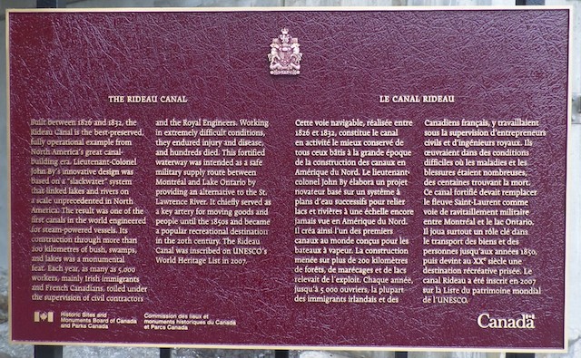 Plaque Photo