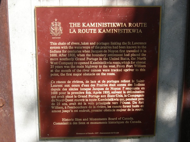 Plaque Photo