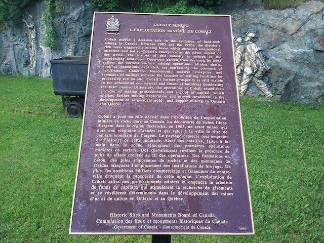 Plaque Photo