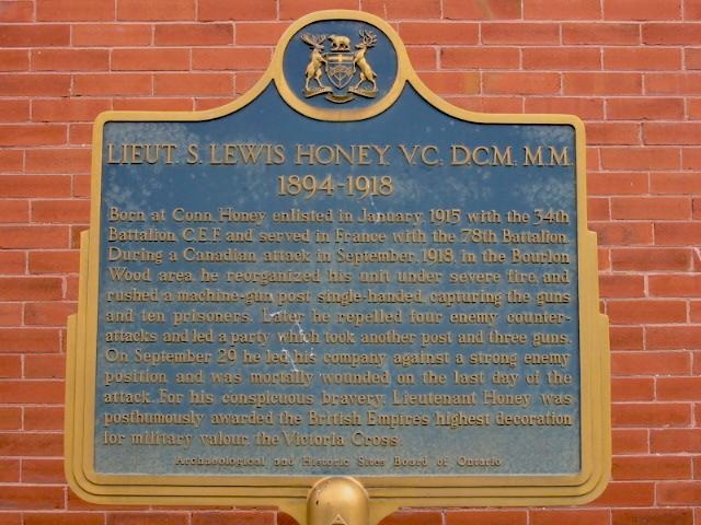 Plaque Photo